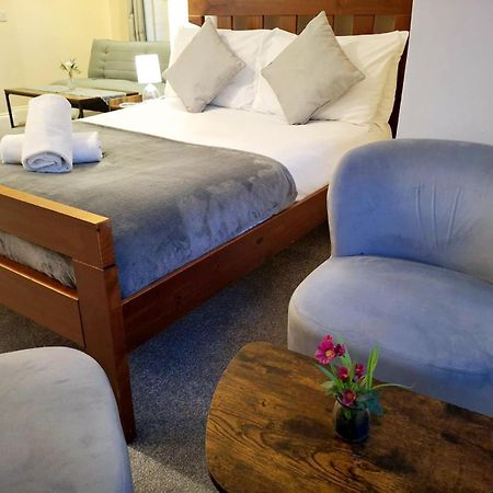 Inn By The Sea, Portsmouth - En Suite Rooms With Or Without Sea View, Onsite Ev 22Kw Bagian luar foto